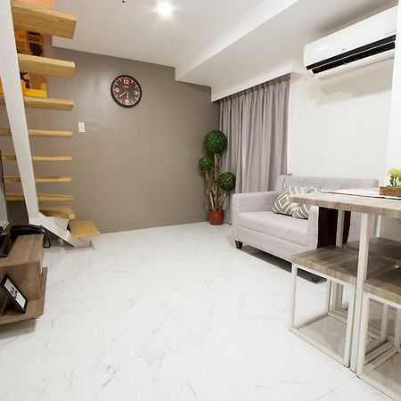 Oasis Regency @ Fort Victoria Bgc Taguig Ngoại thất bức ảnh
