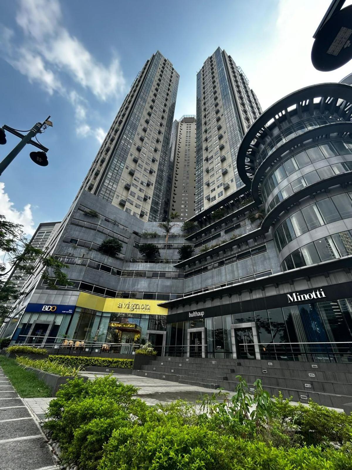 Oasis Regency @ Fort Victoria Bgc Taguig Ngoại thất bức ảnh