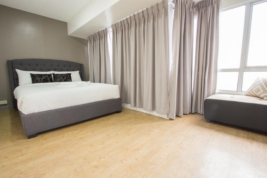 Oasis Regency @ Fort Victoria Bgc Taguig Ngoại thất bức ảnh