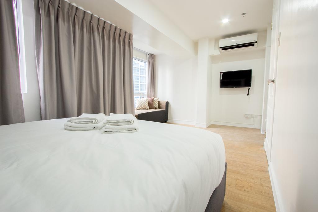 Oasis Regency @ Fort Victoria Bgc Taguig Ngoại thất bức ảnh