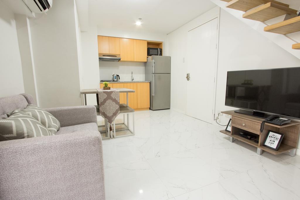 Oasis Regency @ Fort Victoria Bgc Taguig Ngoại thất bức ảnh
