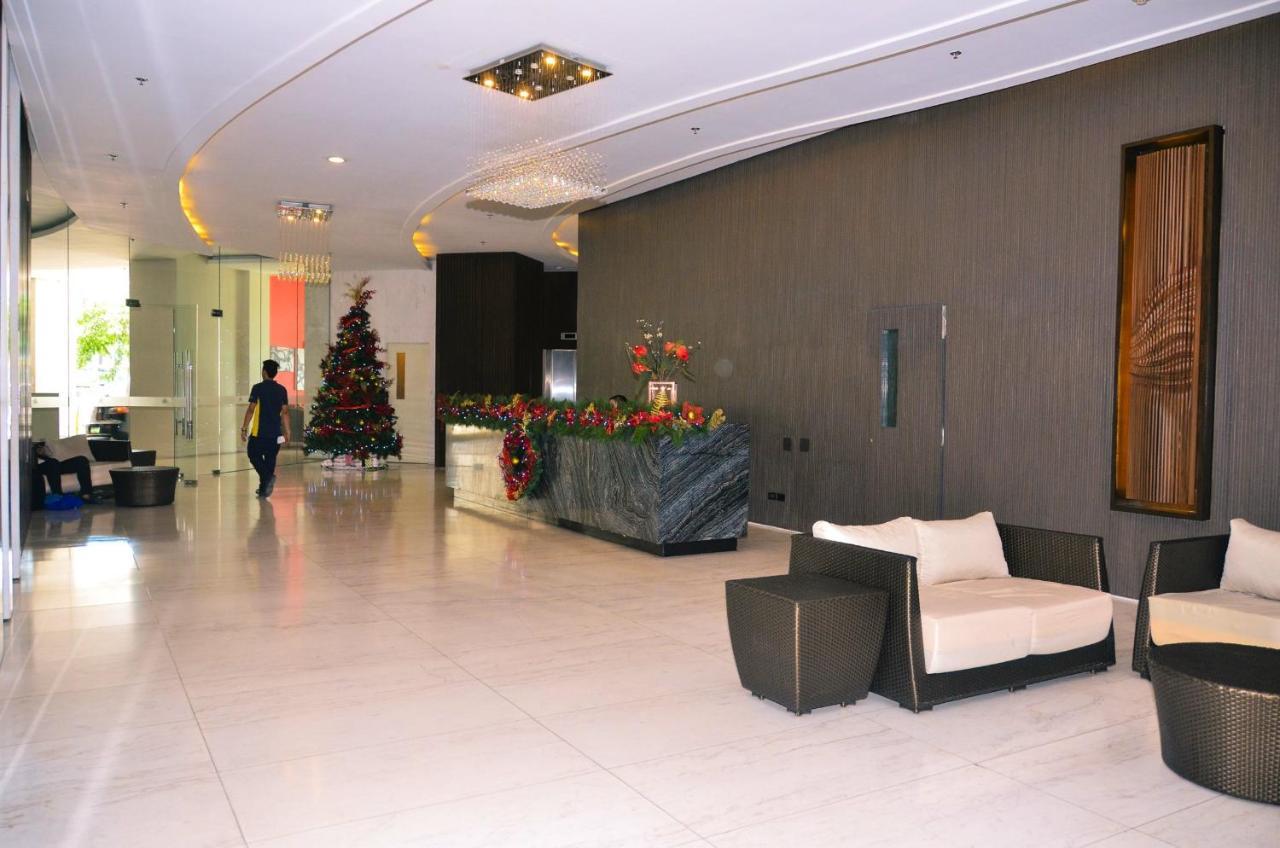 Oasis Regency @ Fort Victoria Bgc Taguig Ngoại thất bức ảnh