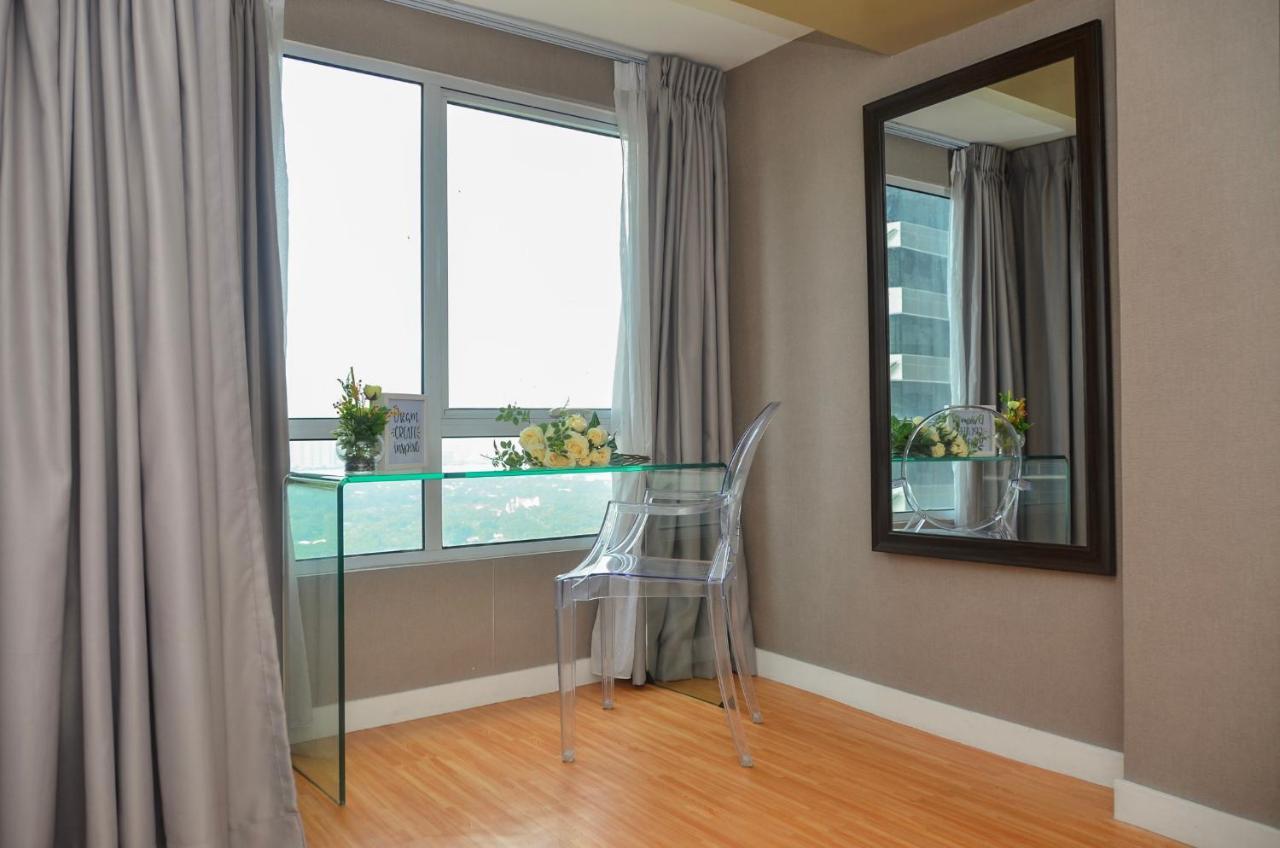 Oasis Regency @ Fort Victoria Bgc Taguig Ngoại thất bức ảnh