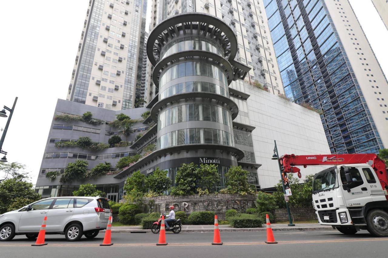 Oasis Regency @ Fort Victoria Bgc Taguig Ngoại thất bức ảnh