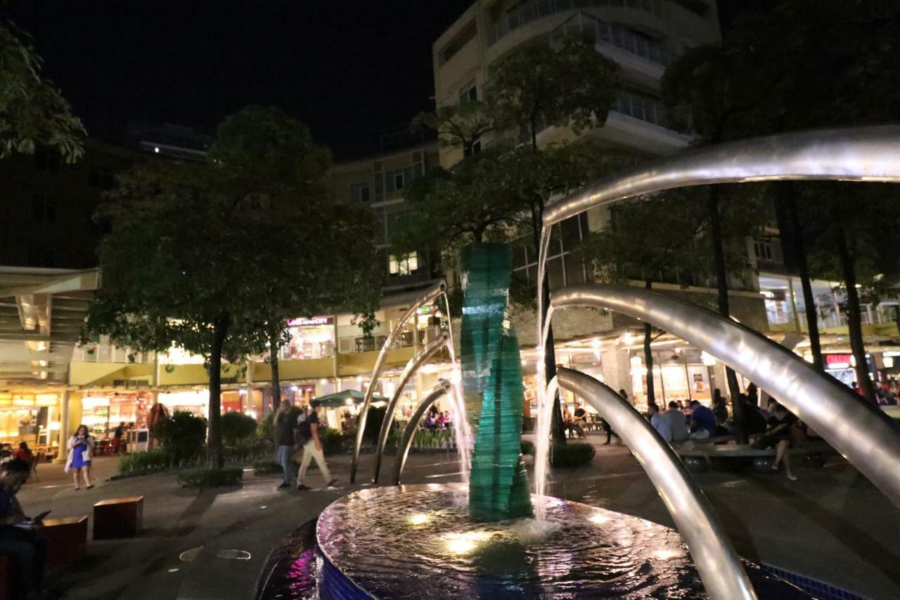 Oasis Regency @ Fort Victoria Bgc Taguig Ngoại thất bức ảnh
