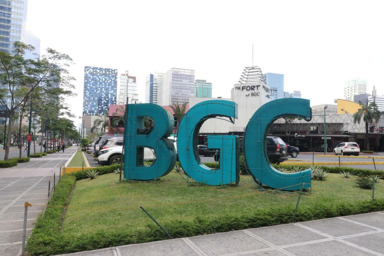 Oasis Regency @ Fort Victoria Bgc Taguig Ngoại thất bức ảnh